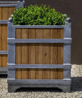 Campania Manoir Oak Planter